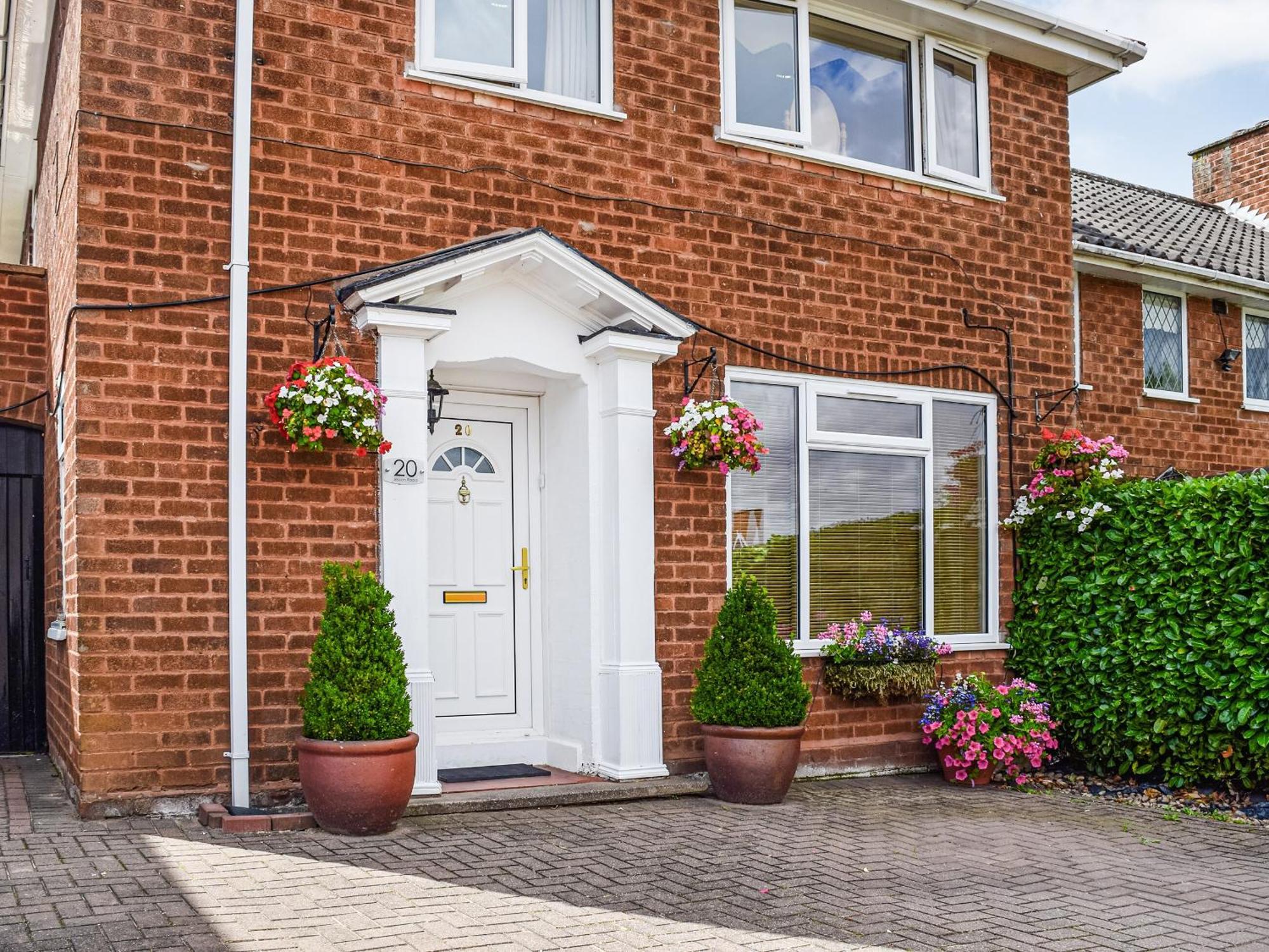 Serenity Comfort Sutton Coldfield Extérieur photo